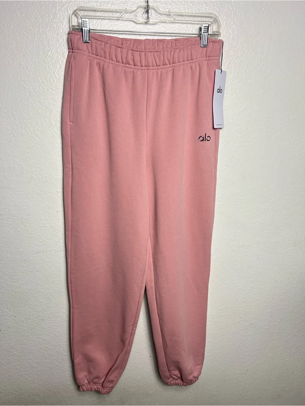 ALO Yoga Accolade Sweatpant Vintage Pink Small NWT